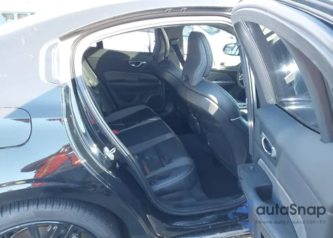 2024 Volvo S60 B5 Plus Black Edition из США, поврежденный, VIN 7JRL12TH5RG299241